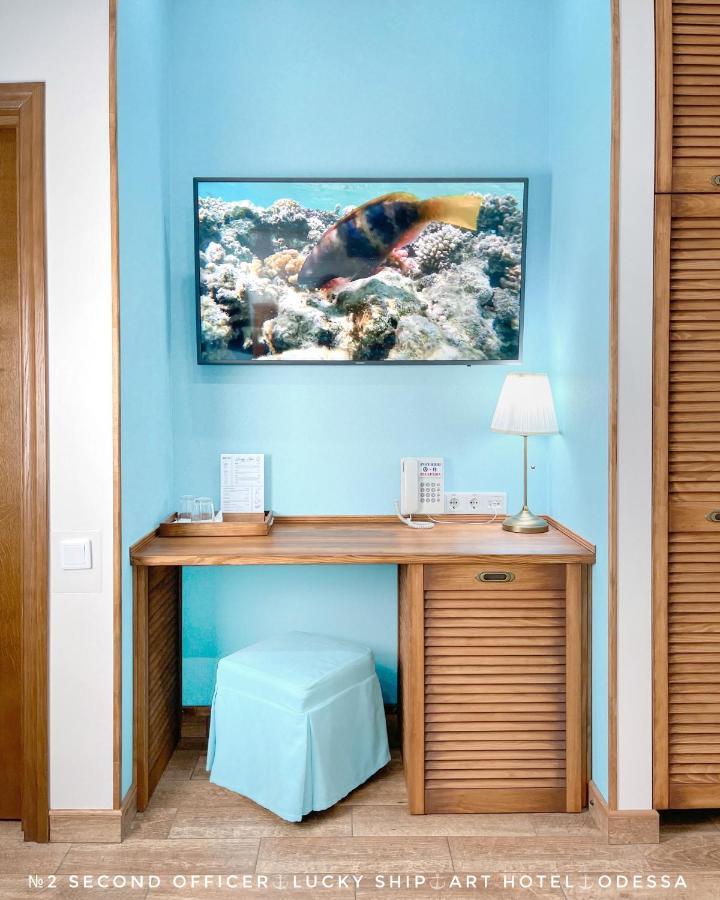 Lucky Ship Art Hotel 오데사 외부 사진